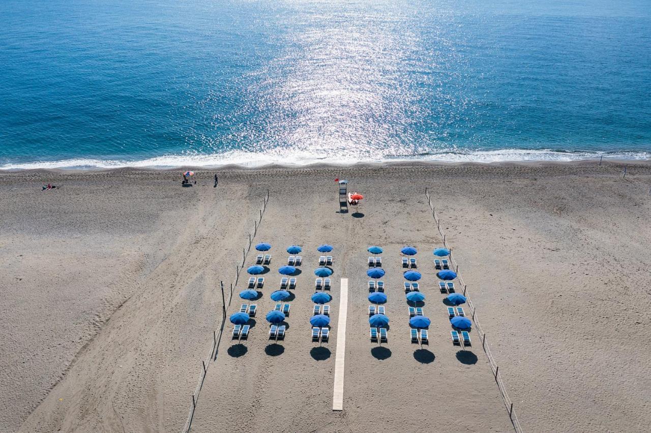 Sant Alphio Garden Hotel & SPA Giardini-Naxos Exterior foto